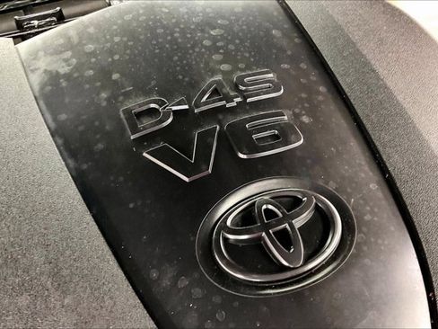 Used 2020 Toyota Tacoma TRD Off-Road image 33