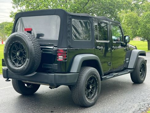 Used 2014 Jeep Wrangler Unlimited Sport w/ Quick Order Package 24S AWD/4WD image 5