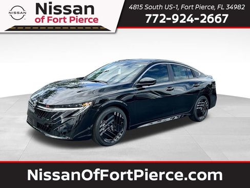 New 2026 Nissan Sentra SR w/ SR Premium Package FWD image 1
