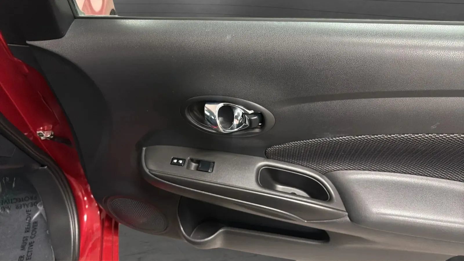 Used 2018 Nissan Versa SV w/ SV Special Edition Package FWD image 17