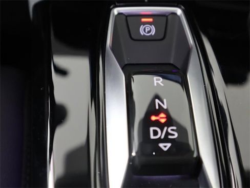 Used 2025 Audi Q5 Premium Plus w/ Premium Plus image 20