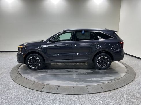New 2026 Kia Sorento S AWD/4WD image 9