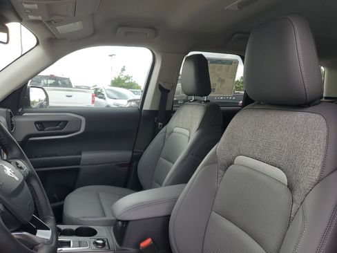 Used 2025 Ford Bronco Sport Badlands image 7