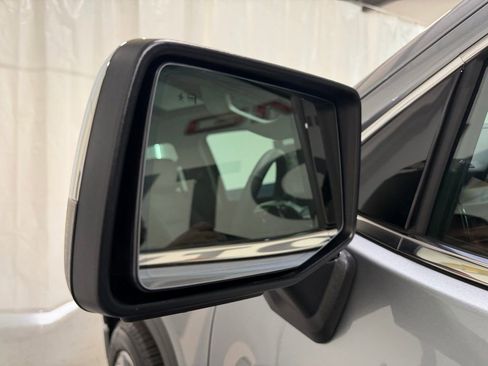 New 2026 GMC Sierra 1500 Denali w/ Denali Reserve Package image 9