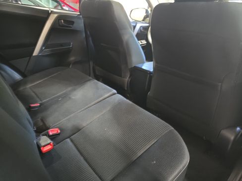 Used 2013 Toyota RAV4 XLE AWD/4WD image 11