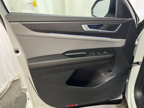 New 2026 Volkswagen Atlas Peak Edition AWD/4WD image 9