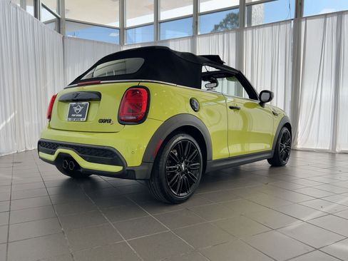 Certified 2023 MINI Cooper S image 9