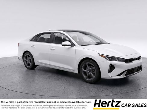 Used 2025 Kia K4 LXS image 1