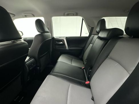 Used 2017 Toyota 4Runner SR5 Premium AWD/4WD image 10