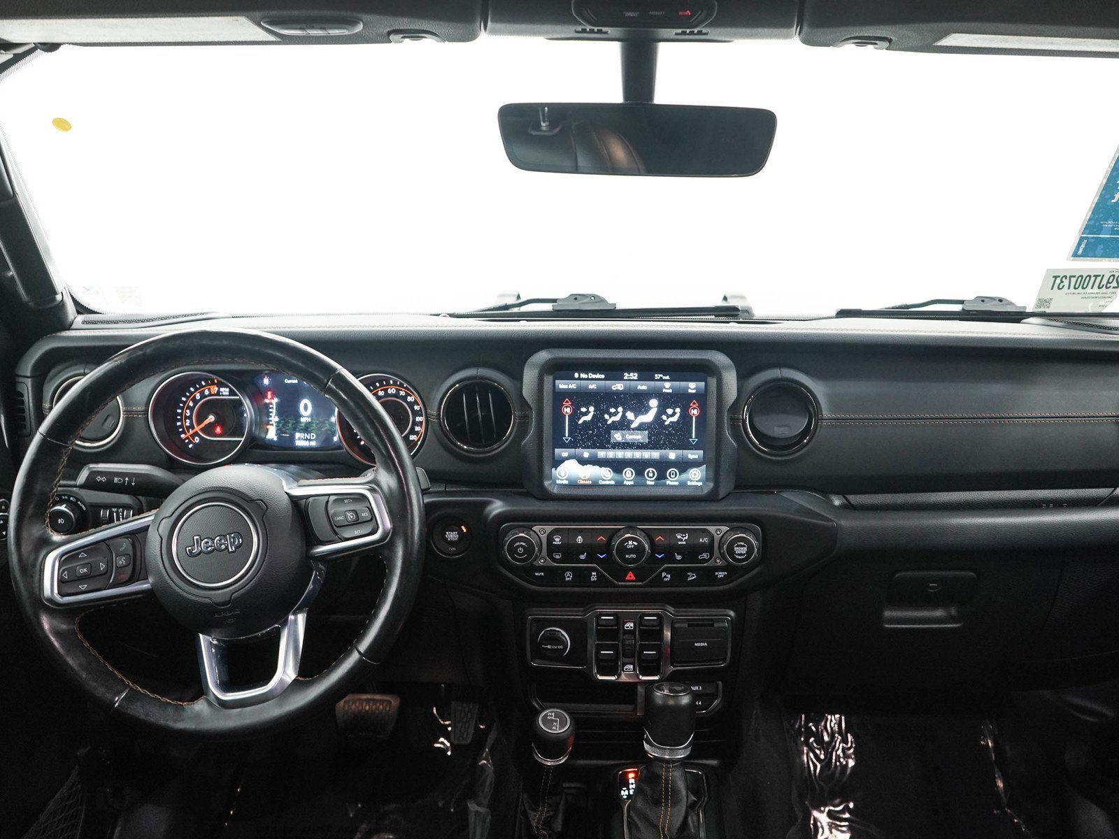 Used 2021 Jeep Wrangler Unlimited Sahara AWD/4WD image 13