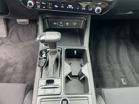 Used 2025 Kia K5 LXS FWD image 40