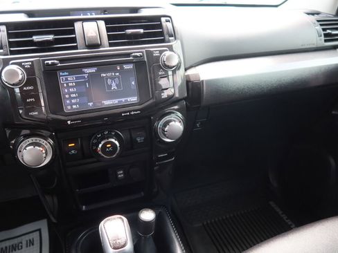 Used 2018 Toyota 4Runner TRD Off-Road Premium image 12