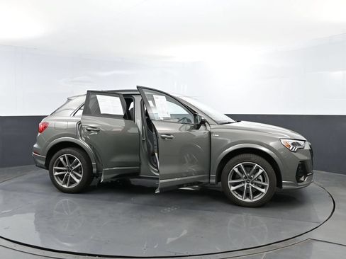 Certified 2025 Audi Q3 2.0T Premium AWD/4WD image 27