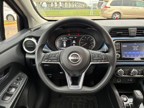 Used 2025 Nissan Versa SV FWD image 26