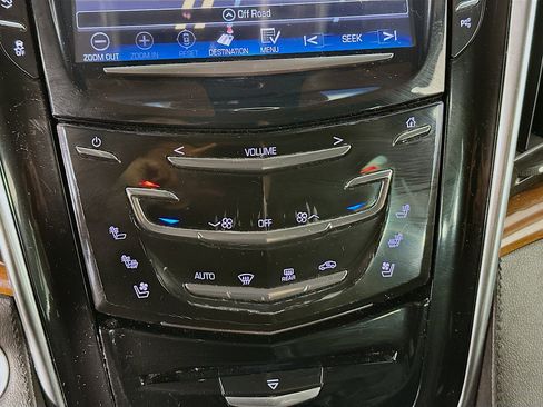 Used 2017 Cadillac Escalade Luxury RWD image 23
