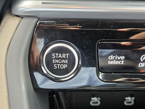New 2025 Audi Q5 Premium AWD/4WD image 18