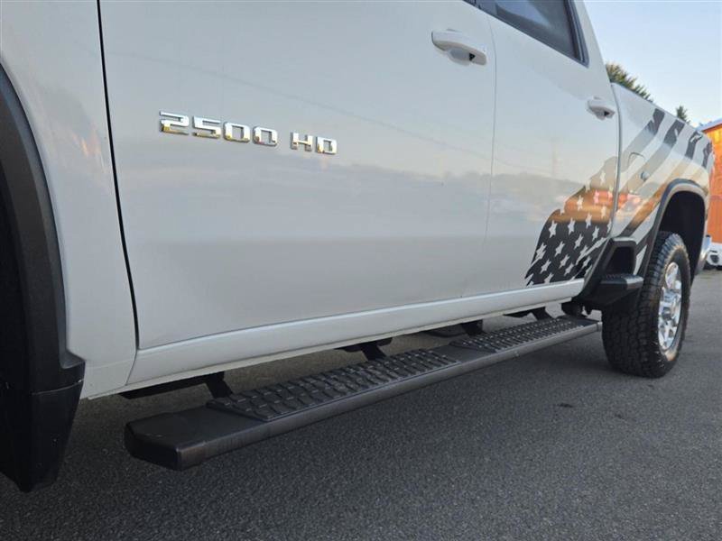 Used 2023 Chevrolet Silverado 2500 LT w/ Convenience Package AWD/4WD image 13
