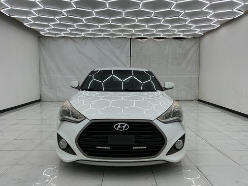 Used 2016 Hyundai Veloster Turbo FWD image 5