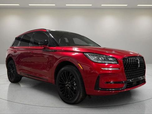 Certified 2026 Lincoln Corsair Premiere AWD/4WD image 1