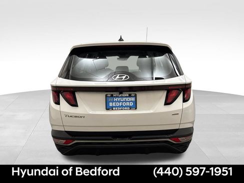 Used 2023 Hyundai Tucson SE AWD/4WD image 6