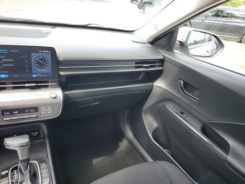 Used 2024 Hyundai Kona SEL FWD image 13