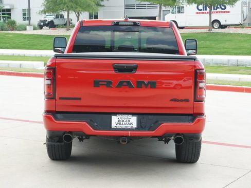 Used 2025 RAM 1500 Big Horn AWD/4WD image 4