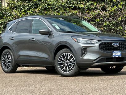 New 2025 Ford Escape SE