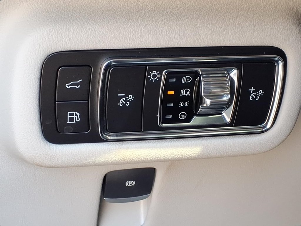 New 2026 Lincoln Nautilus Reserve w/ Jet Appearance Package AWD/4WD image 25