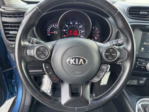 Used 2018 Kia Soul + image 18