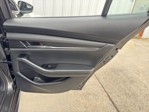 Used 2025 MAZDA MAZDA3 s image 41