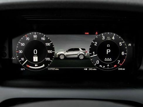 Used 2024 Land Rover Discovery Sport Dynamic SE image 17