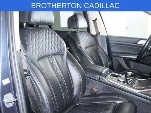 Used 2022 BMW X7 xDrive40i w/ Premium Package AWD/4WD image 23