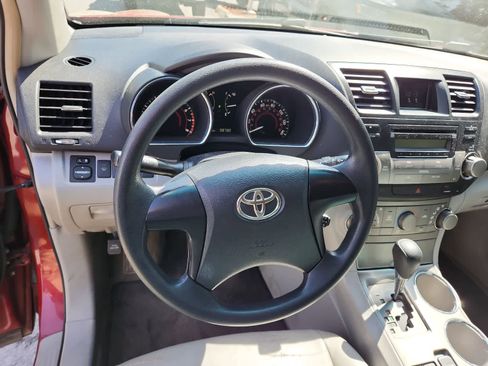 Used 2009 Toyota Highlander 2WD image 12