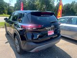 Used 2023 Nissan Rogue S image 5