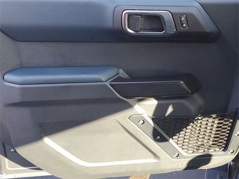 Used 2024 Ford Bronco Outer Banks image 15
