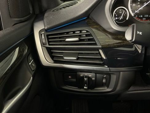 Used 2018 BMW X5 xDrive35i AWD/4WD image 24