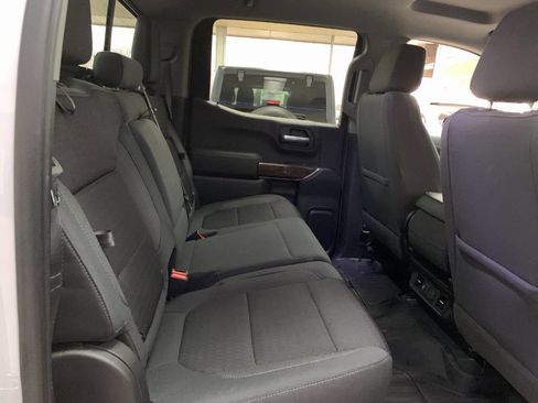 Used 2019 GMC Sierra 1500 SLE image 13