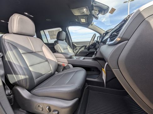 New 2026 GMC Acadia Elevation w/ Super Cruise Package image 13