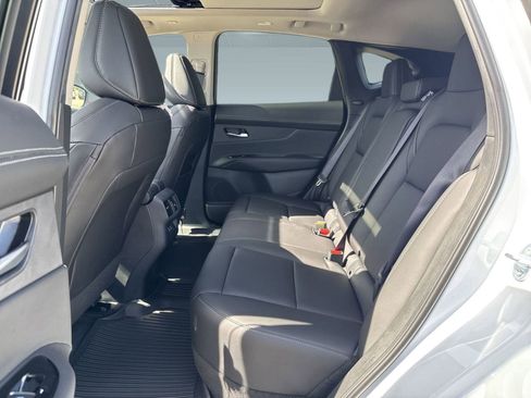 New 2025 Nissan Murano SL image 12