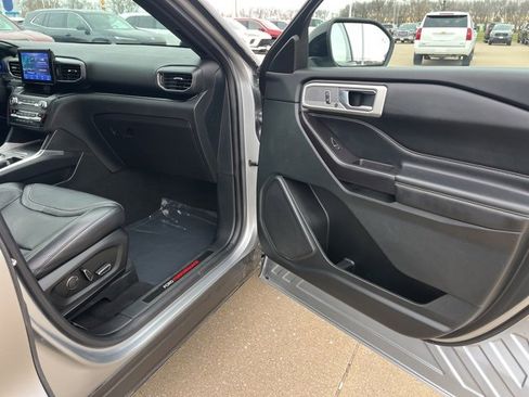 Used 2020 Ford Explorer ST image 57