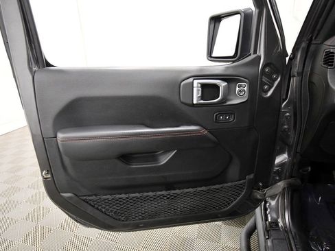 Used 2021 Jeep Gladiator Rubicon AWD/4WD image 13