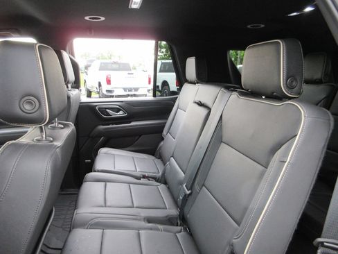Certified 2023 GMC Yukon SLT w/ Max Trailering Package AWD/4WD image 21