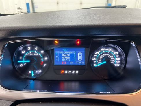 Used 2014 Ford Taurus SEL FWD image 12