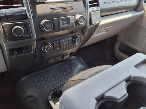 Used 2019 Ford F250 XLT AWD/4WD image 25