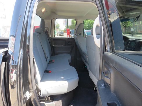Used 2019 RAM 1500 Express w/ Express Value Package AWD/4WD image 20