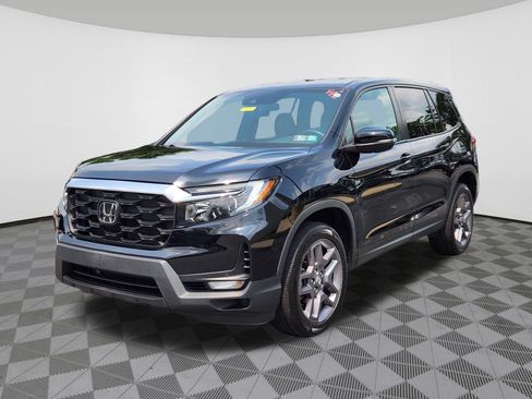 Used 2023 Honda Passport EX-L image 2
