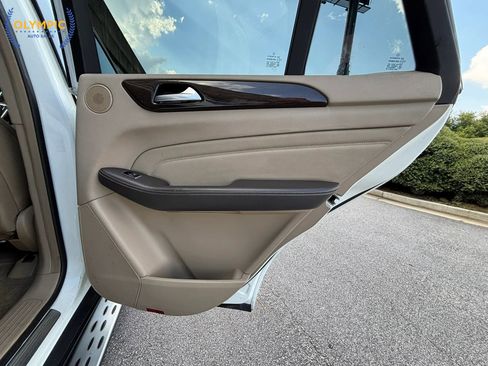 Used 2014 Mercedes-Benz ML 350 2WD w/ Premium 1 Package image 43