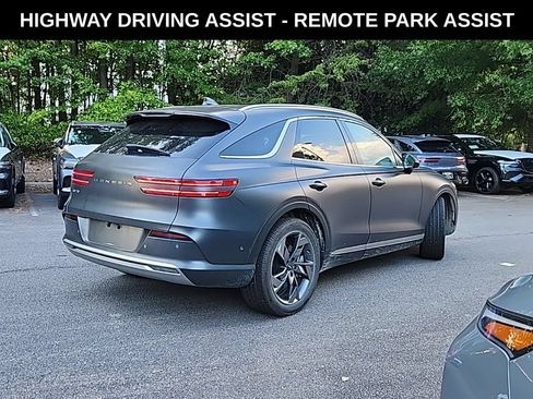 Used 2023 Genesis Electrified GV70 AWD/4WD image 2