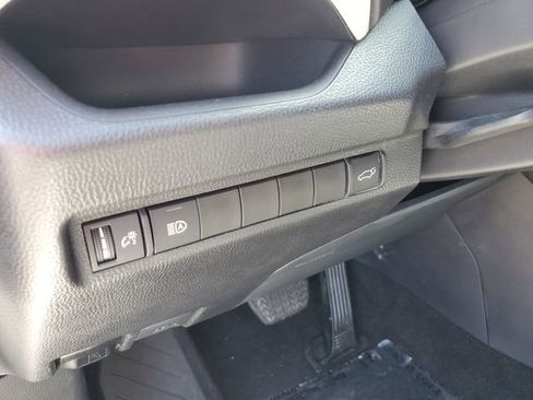 Used 2025 Toyota RAV4 XLE w/ Convenience Package FWD image 24