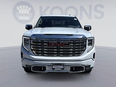 New 2026 GMC Sierra 1500 Denali w/ Denali Reserve Package AWD/4WD image 5